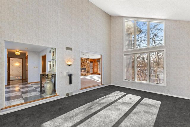 301 W Ravine Baye ROAD, Bayside, WI 53217