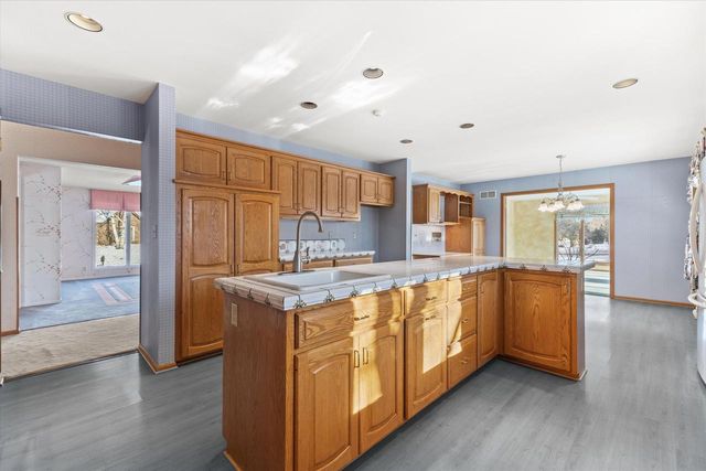 301 W Ravine Baye ROAD, Bayside, WI 53217