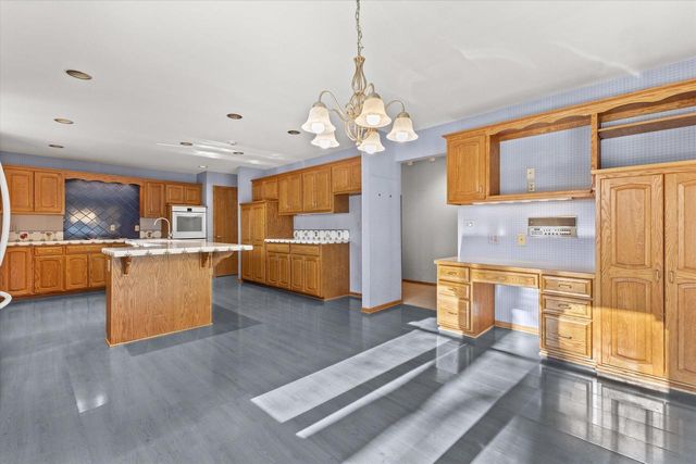 301 W Ravine Baye ROAD, Bayside, WI 53217