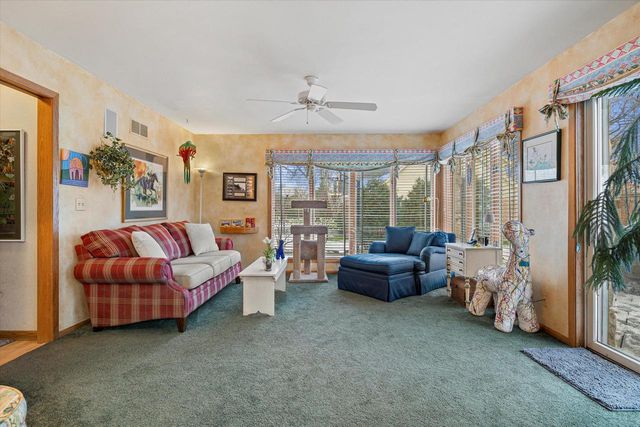 301 W Ravine Baye ROAD, Bayside, WI 53217