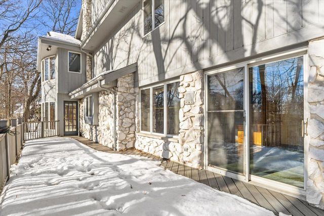 301 W Ravine Baye ROAD, Bayside, WI 53217