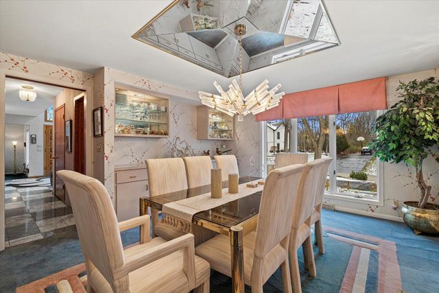 301 W Ravine Baye ROAD, Bayside, WI 53217