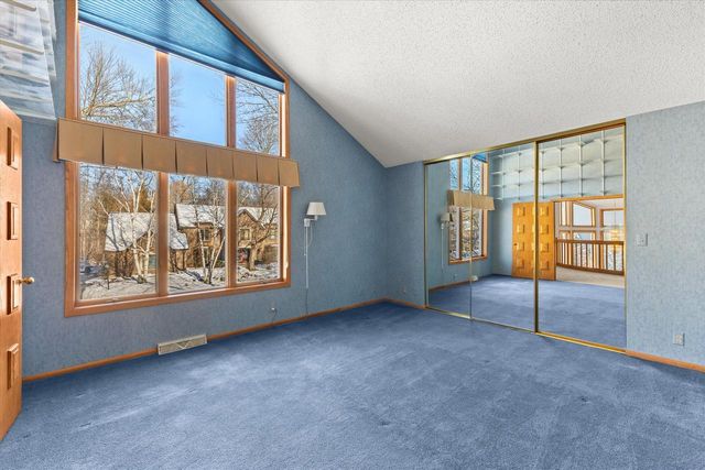 301 W Ravine Baye ROAD, Bayside, WI 53217