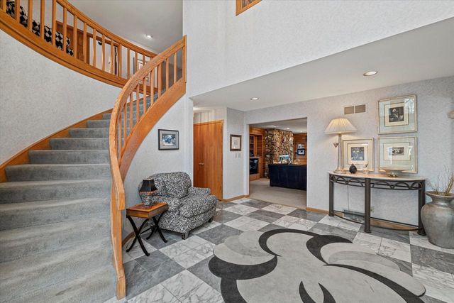 301 W Ravine Baye ROAD, Bayside, WI 53217