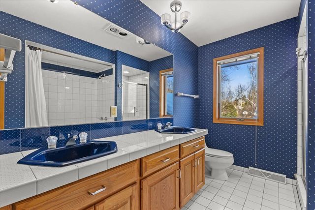 301 W Ravine Baye ROAD, Bayside, WI 53217