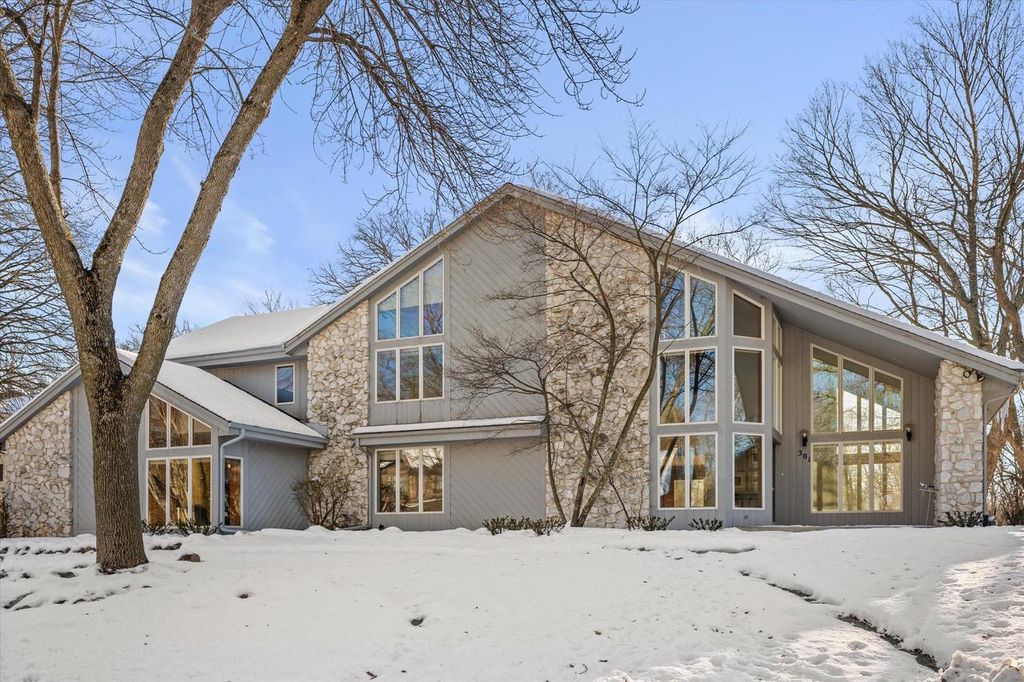 301 W Ravine Baye ROAD, Bayside, WI 53217
