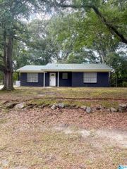 116 MIMS CIRCLE, Clanton, AL 35045