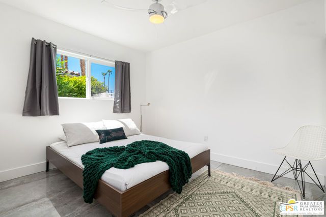 2405 E Francis Drive, Palm Springs, CA 92262