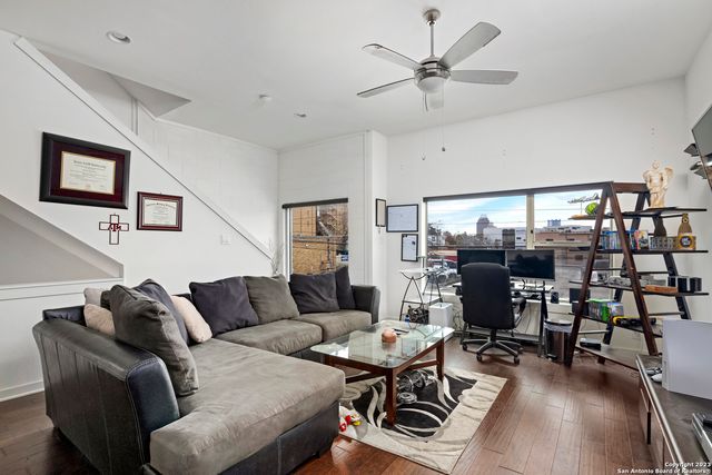 223 W LAUREL, San Antonio, TX 78212
