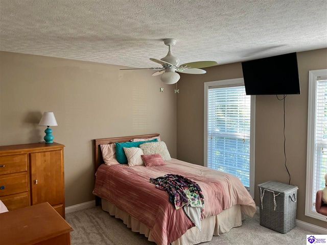 617 Memory Lane, Elizabethtown, KY 42701