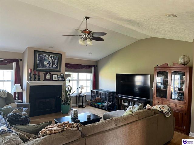 617 Memory Lane, Elizabethtown, KY 42701