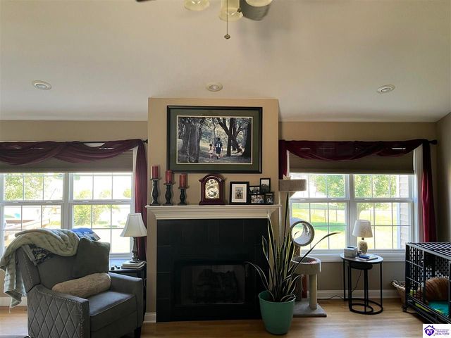 617 Memory Lane, Elizabethtown, KY 42701