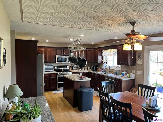 617 Memory Lane, Elizabethtown, KY 42701