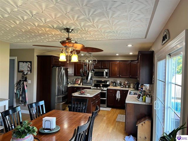 617 Memory Lane, Elizabethtown, KY 42701