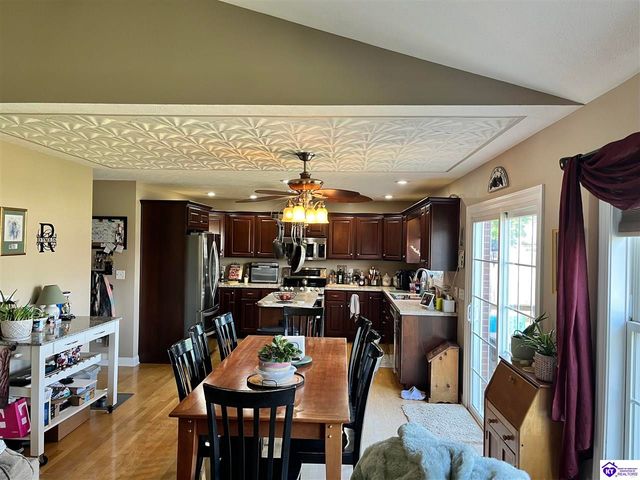 617 Memory Lane, Elizabethtown, KY 42701