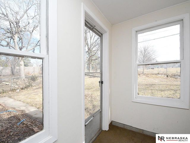 350 S 38 Street, Lincoln, NE 68510