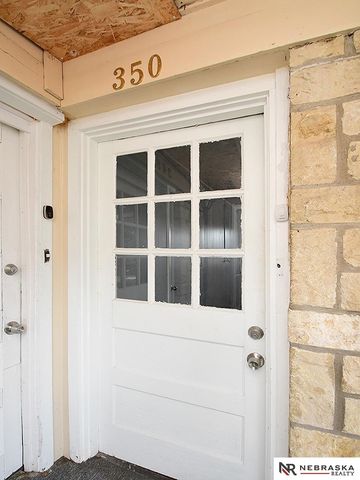 350 S 38 Street, Lincoln, NE 68510
