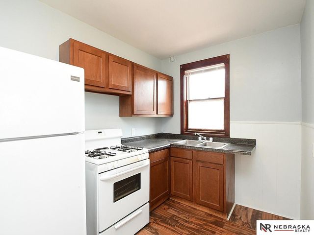 350 S 38 Street, Lincoln, NE 68510