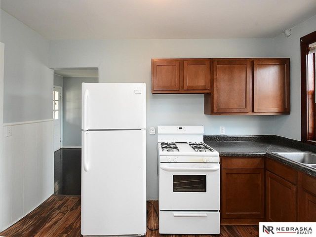 350 S 38 Street, Lincoln, NE 68510