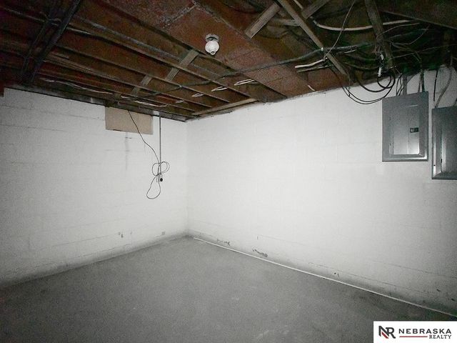 350 S 38 Street, Lincoln, NE 68510