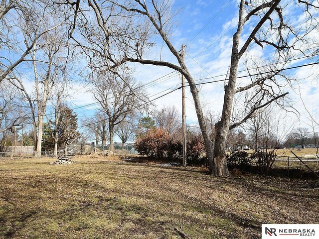 350 S 38 Street, Lincoln, NE 68510