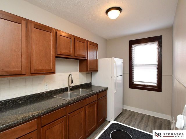 350 S 38 Street, Lincoln, NE 68510