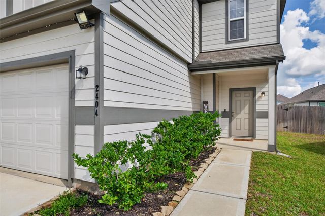 2404 Shellcracker Drive, Conroe, TX 77384