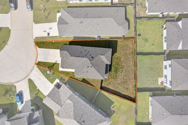 2404 Shellcracker Drive, Conroe, TX 77384