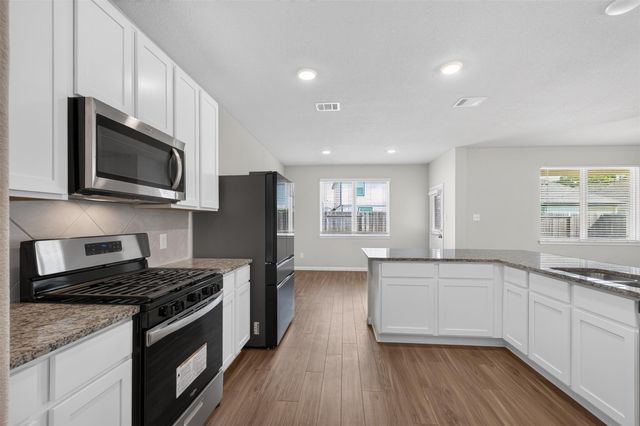 2404 Shellcracker Drive, Conroe, TX 77384