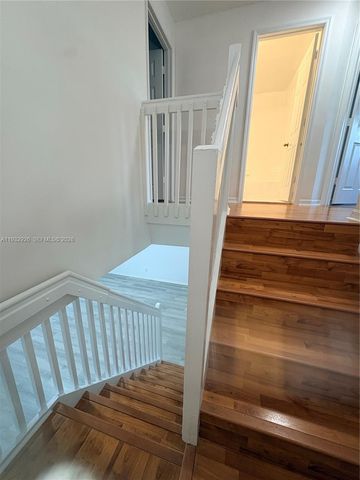 752 NW 208th Ter, Pembroke Pines, FL 33029