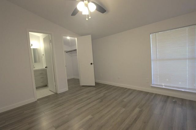 12816 Midway Road 2049, Dallas, TX 75244