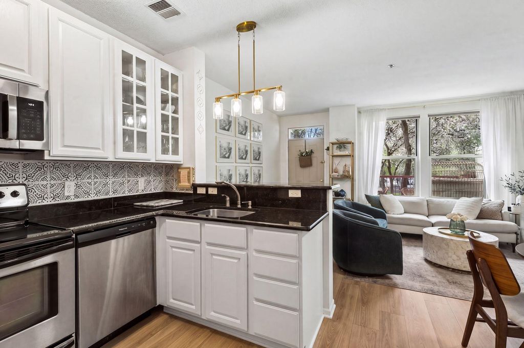 660 N 2nd Street 114, Minneapolis, MN 55401 — photo 3