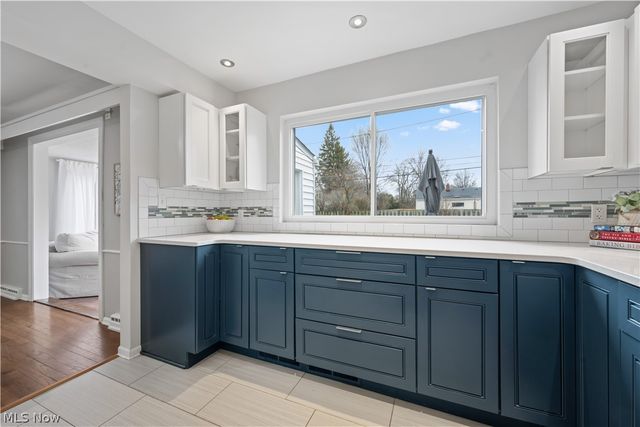 19017 Colahan Drive, Rocky River, OH 44116