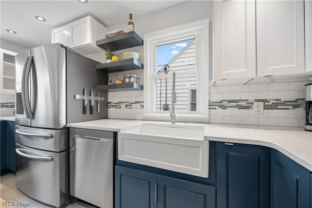 19017 Colahan Drive, Rocky River, OH 44116