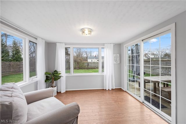 19017 Colahan Drive, Rocky River, OH 44116