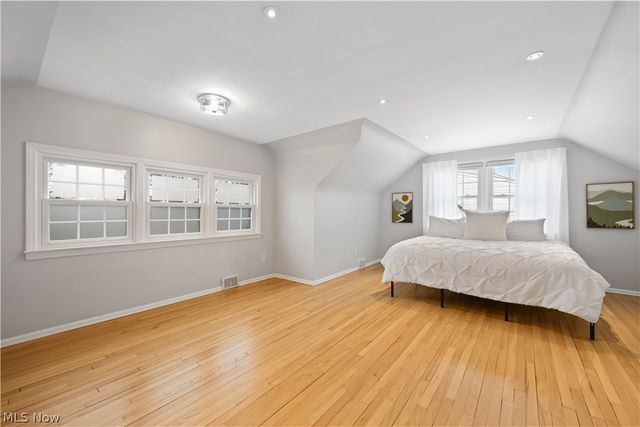 19017 Colahan Drive, Rocky River, OH 44116