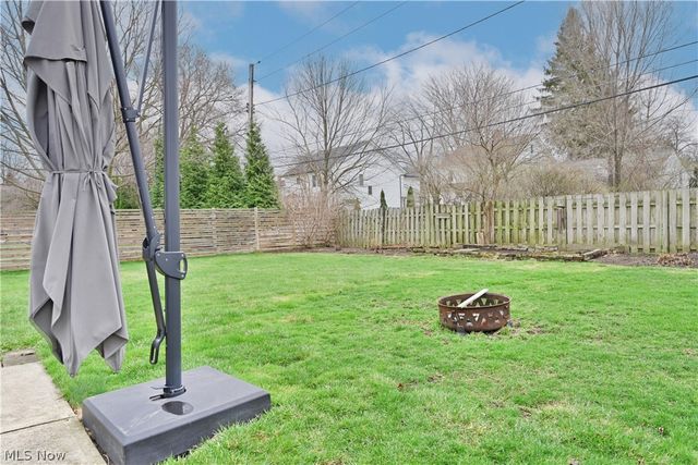 19017 Colahan Drive, Rocky River, OH 44116