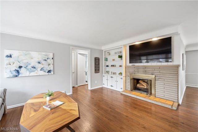 19017 Colahan Drive, Rocky River, OH 44116