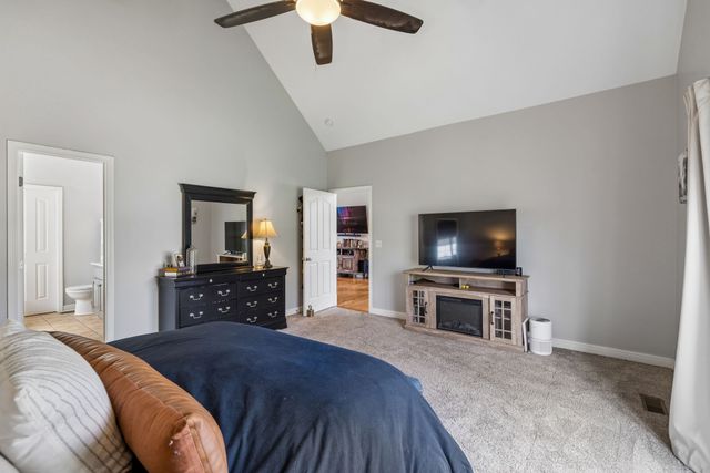 1062 Kacie Dr, Pleasant View, TN 37146