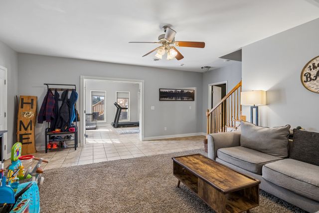 1062 Kacie Dr, Pleasant View, TN 37146