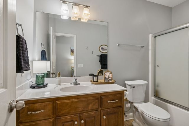 1062 Kacie Dr, Pleasant View, TN 37146