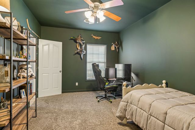 1062 Kacie Dr, Pleasant View, TN 37146