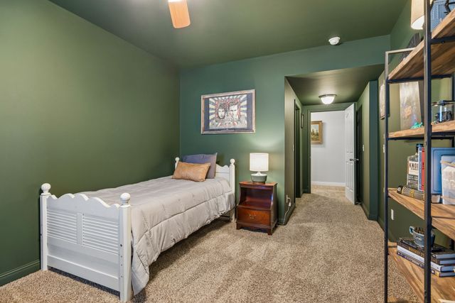 1062 Kacie Dr, Pleasant View, TN 37146