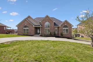 1062 Kacie Dr, Pleasant View, TN 37146