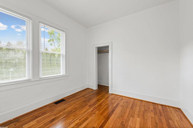 18905 VOILAND Street, Roseville, MI 48066