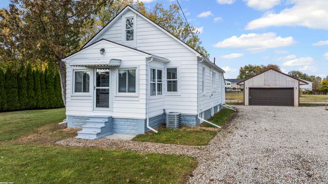 18905 VOILAND Street, Roseville, MI 48066