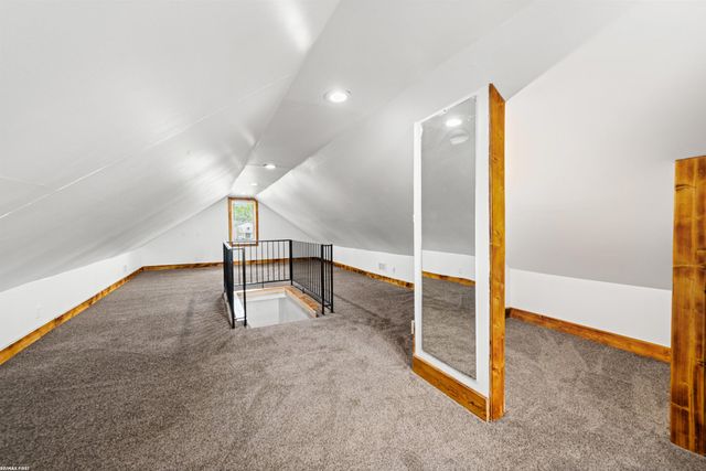 18905 VOILAND Street, Roseville, MI 48066
