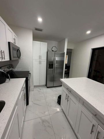 8246 SW 147th Court, Miami, FL 33193