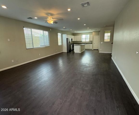 18923 W PASADENA Avenue, Litchfield Park, AZ 85340