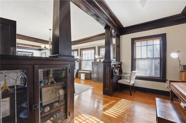 5532 Rockhill Road, Kansas City, MO 64110